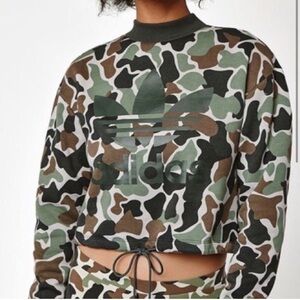 Adidas Women's Green and Brown Sweatshirt Camo Size XL